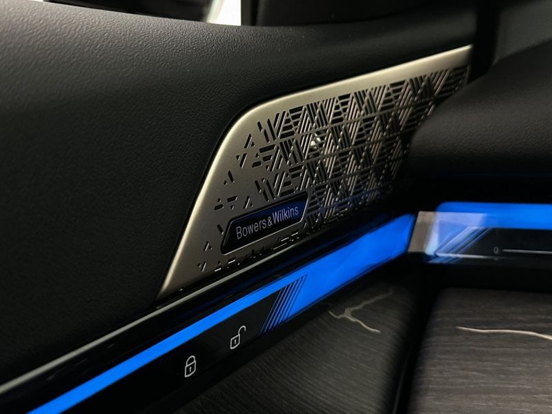 BMW i5 bild 17