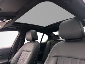 BMW i5 bild 13
