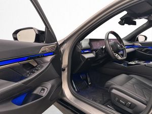 BMW i5 bild 11