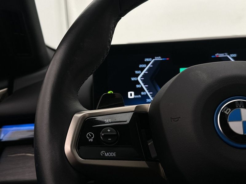 BMW i5 bild 19