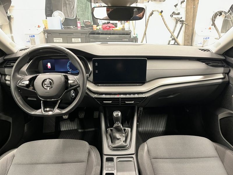 Skoda Octavia bild 8