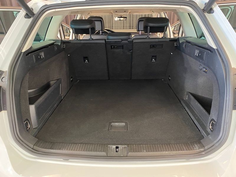 Volkswagen Passat bild 35