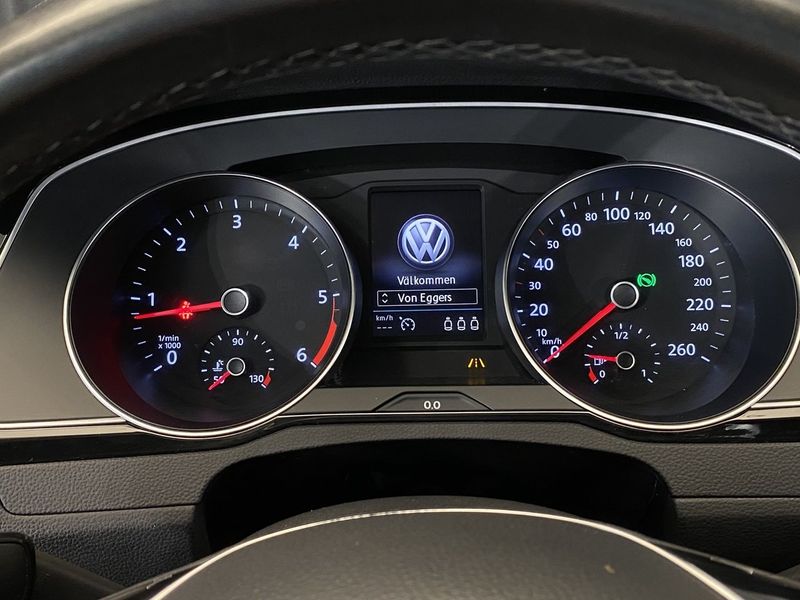 Volkswagen Passat bild 11
