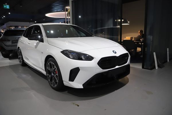 BMW M135 M Sport PRO / Adaptiv Farthållare / 3.495/mån* - 2027
