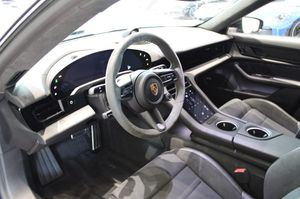 Porsche Taycan bild 3