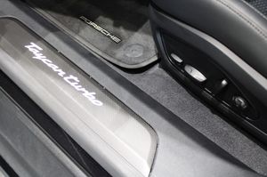 Porsche Taycan bild 18