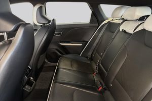 Kia K4 bild 9
