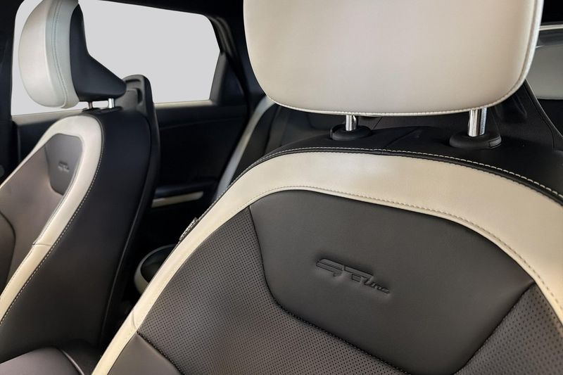 Kia K4 bild 20