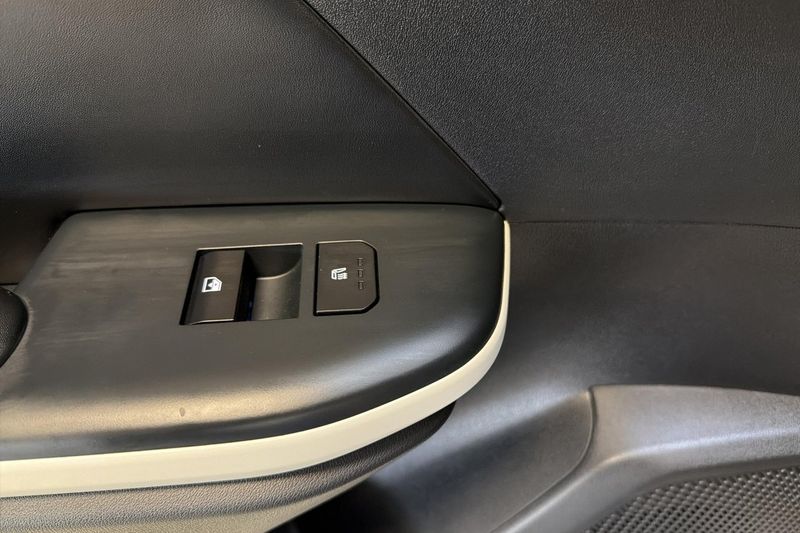 Kia K4 bild 16