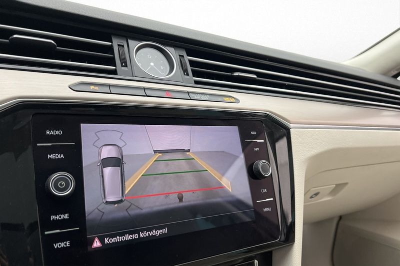 Volkswagen Passat bild 19