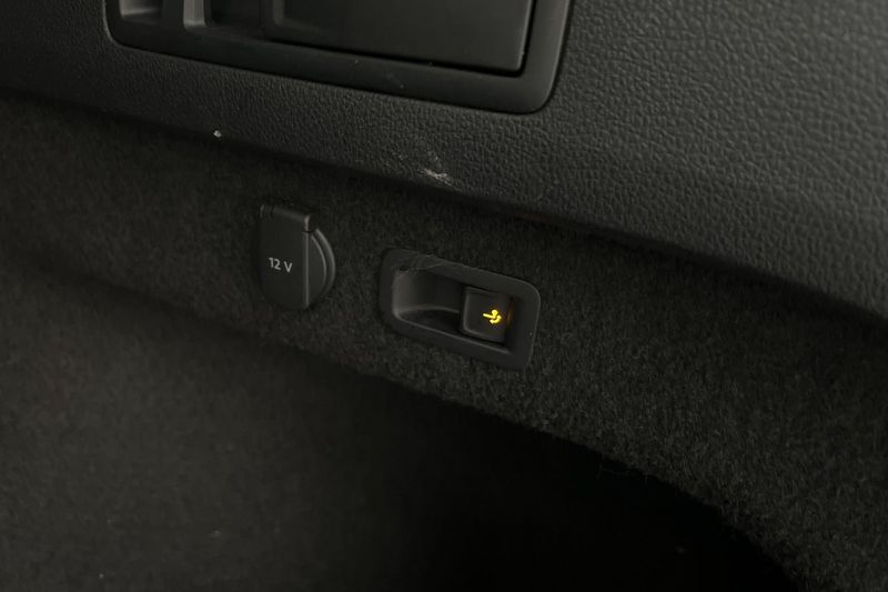 Volkswagen Passat bild 10