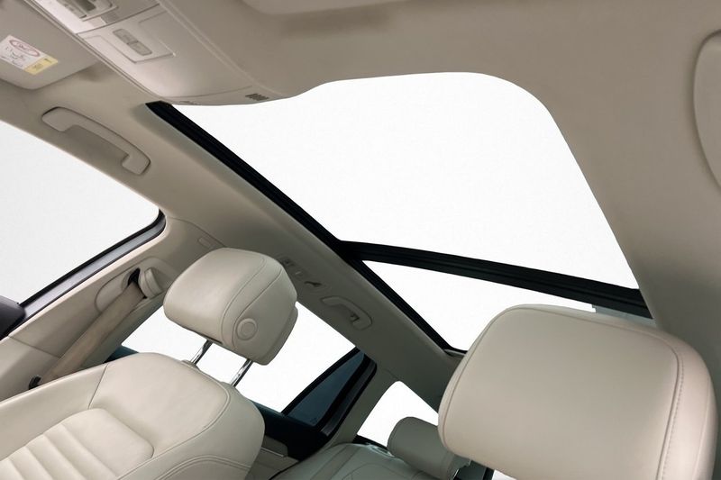 Volkswagen Passat bild 14