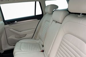 Volkswagen Passat bild 26