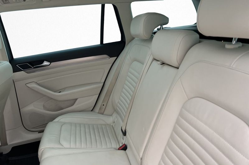 Volkswagen Passat bild 26