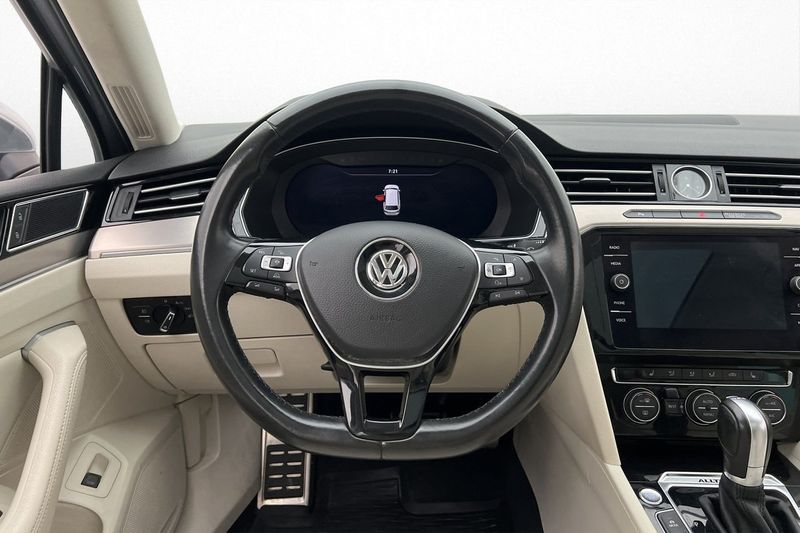 Volkswagen Passat bild 16