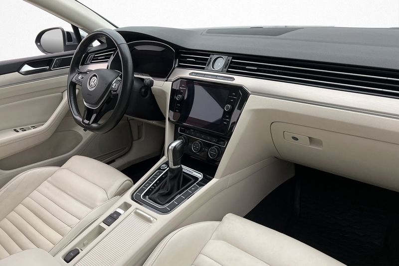 Volkswagen Passat bild 25
