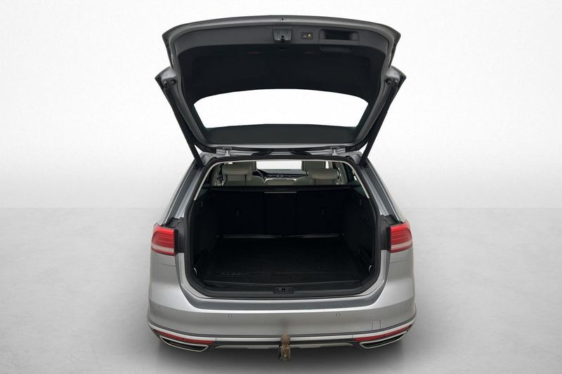 Volkswagen Passat bild 9