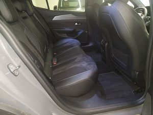 Peugeot 408 bild 9