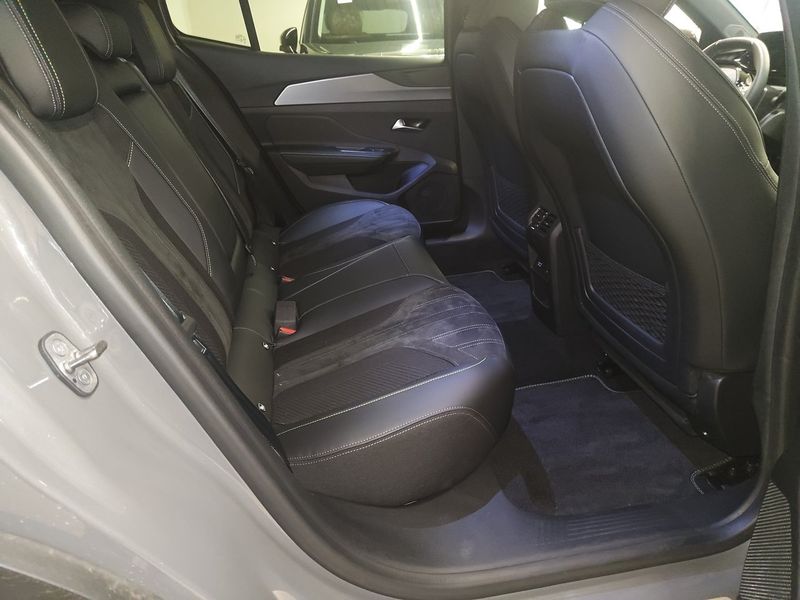 Peugeot 408 bild 9