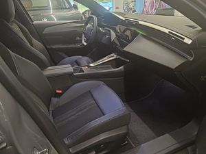 Peugeot 408 bild 8