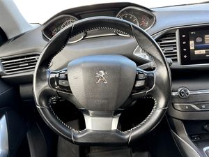 Peugeot 308 bild 7