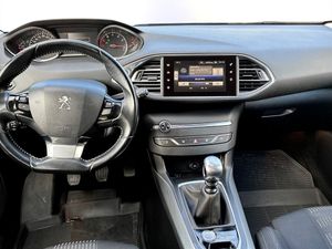 Peugeot 308 bild 6