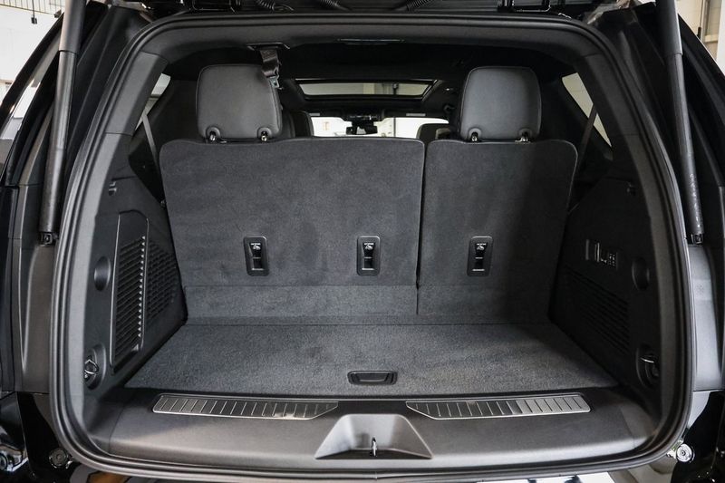Chevrolet Tahoe bild 11
