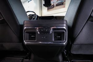 Chevrolet Silverado bild 27