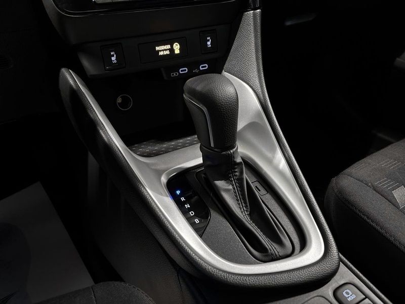 Toyota Yaris bild 17