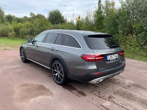 Mercedes E220 bild 12