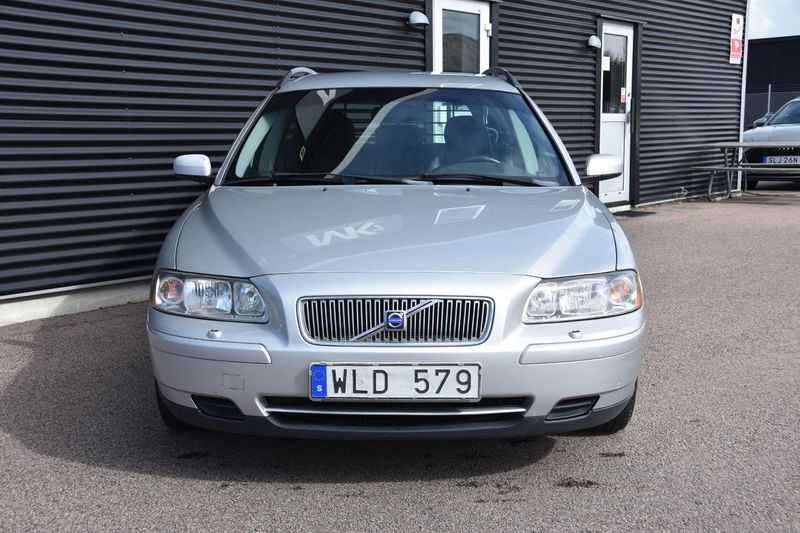 Volvo V70 bild 2