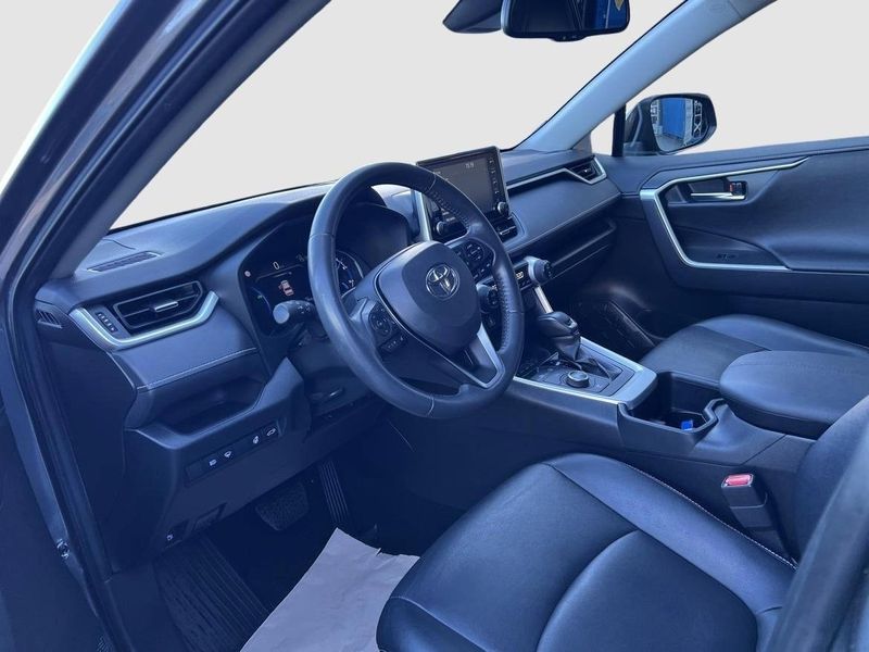 Toyota RAV4 bild 9