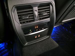BMW 320 bild 23