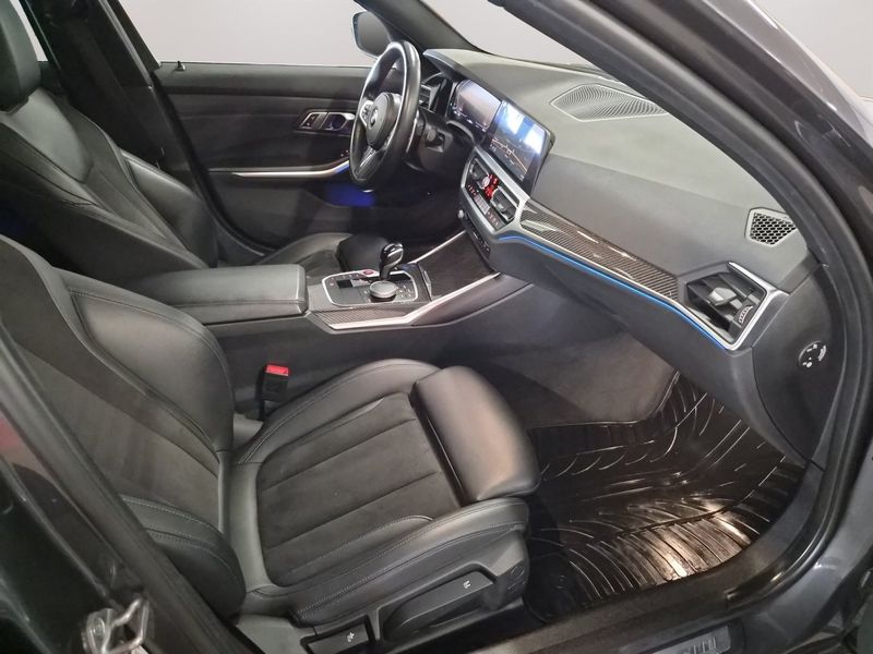 BMW 320 bild 13