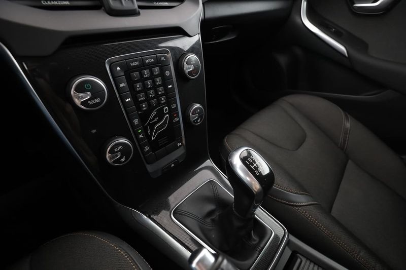 Volvo V40 bild 23