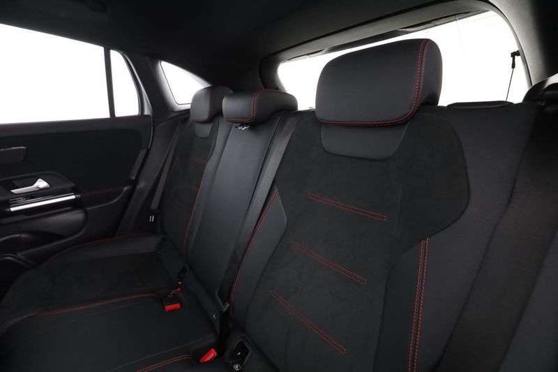 Mercedes GLA250+ bild 15