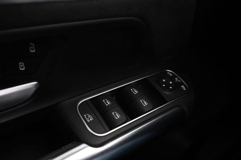 Mercedes GLA250+ bild 36