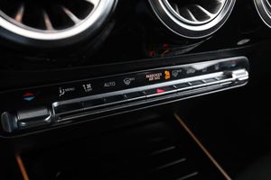 Mercedes GLA250+ bild 25