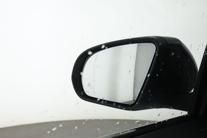 Mercedes GLA250+ bild 37