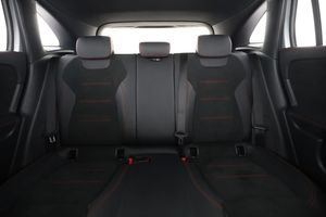 Mercedes GLA250+ bild 16