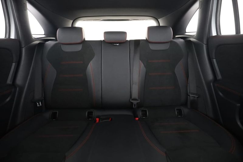Mercedes GLA250+ bild 16