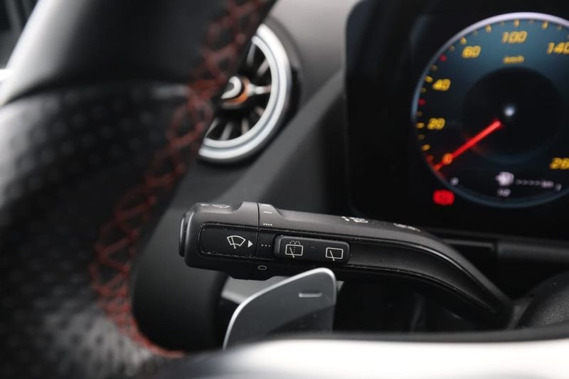 Mercedes GLA250+ bild 35