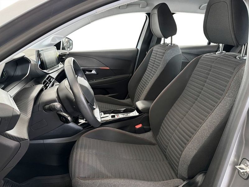Peugeot e-208 bild 4