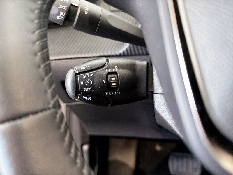 Peugeot e-208 bild 8