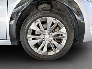 Peugeot e-208 bild 16