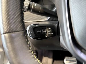 Peugeot e-208 bild 8