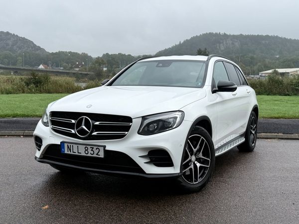 Mercedes GLC220 d d 4M AMG / Drag / Värmare / Burmester / Vinterhjul - 2017