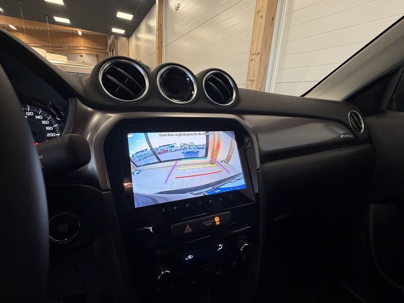 Suzuki Vitara bild 16