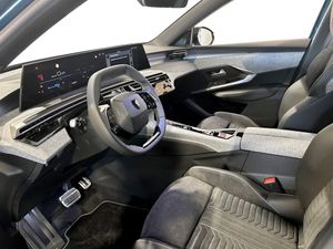 Peugeot e-3008 bild 3