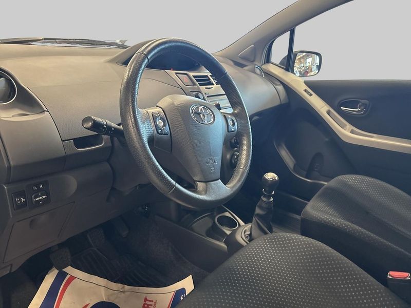 Toyota Yaris bild 13
